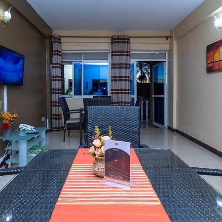 Karibu Bb Suites Entebbe Exterior foto